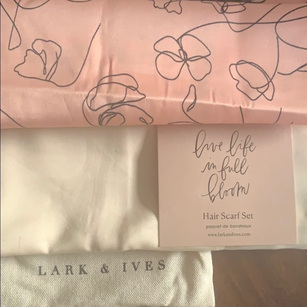Lark & Ives hair scarf set